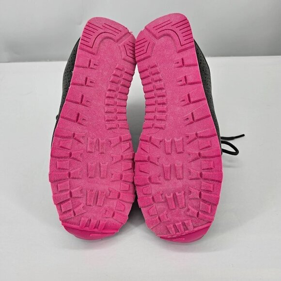 Dream Seek Gray & Fuchsia Logo-Accent Sneaker - Picture 7 of 10